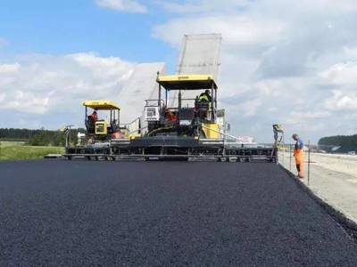 新式省钱的秘密宝典 宝马格摊铺机在道路建设中的高效经济之道